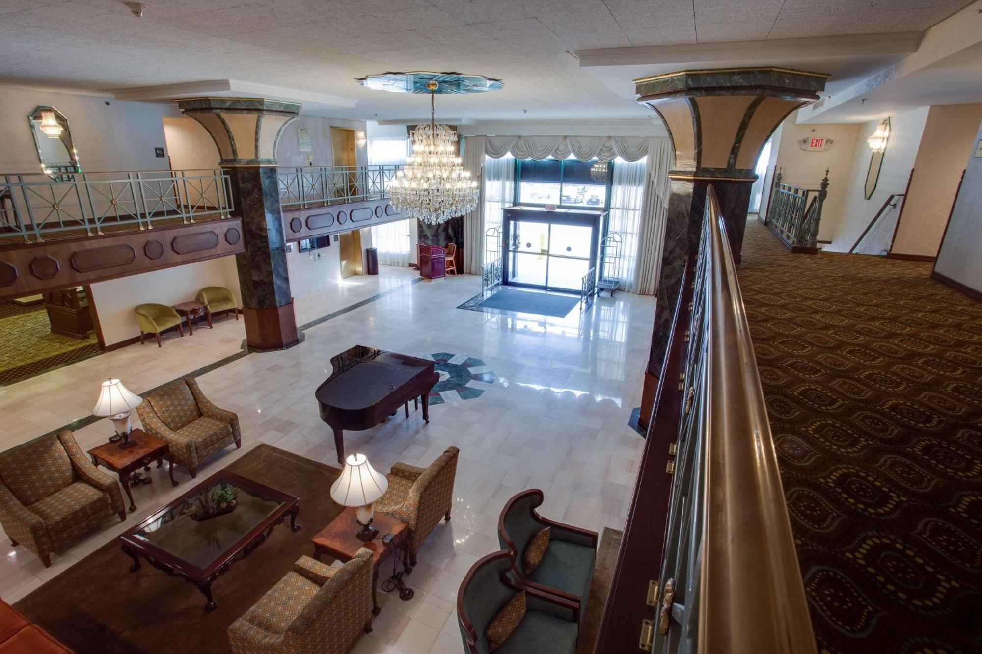 Pear Tree Inn St Louis Convention Center Сент-Луис Экстерьер фото